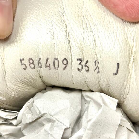 Alexander McQueen Holographic Sneakers - Picture 8 of 12